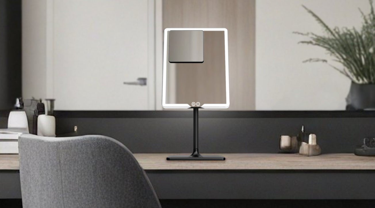 Best Cosmetic Light Mirrors for 2025: What to Look For - LUNA London