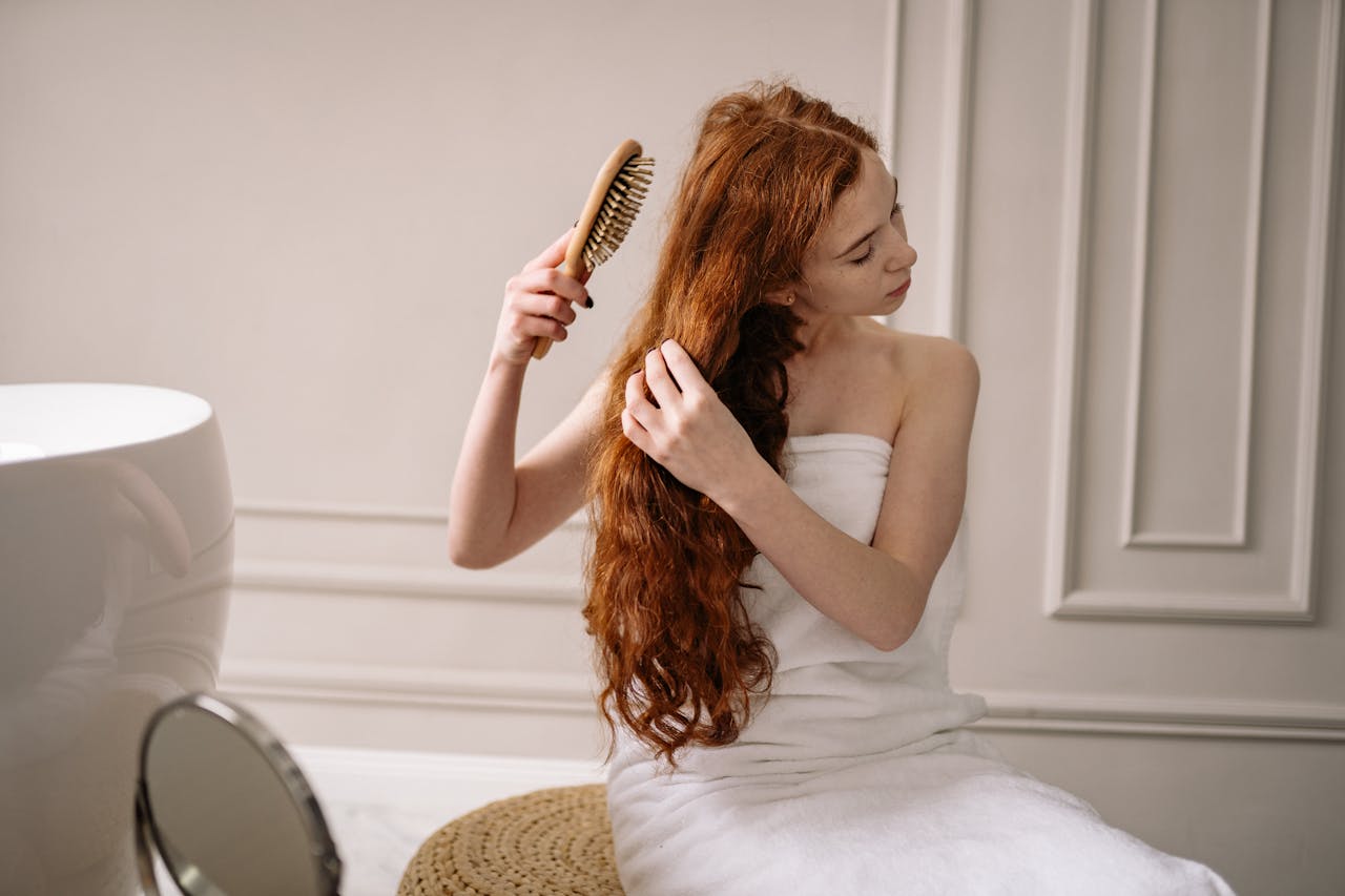 Greasy Roots, Dry Ends: The Routine Change Hairdressers Make First - LUNA London