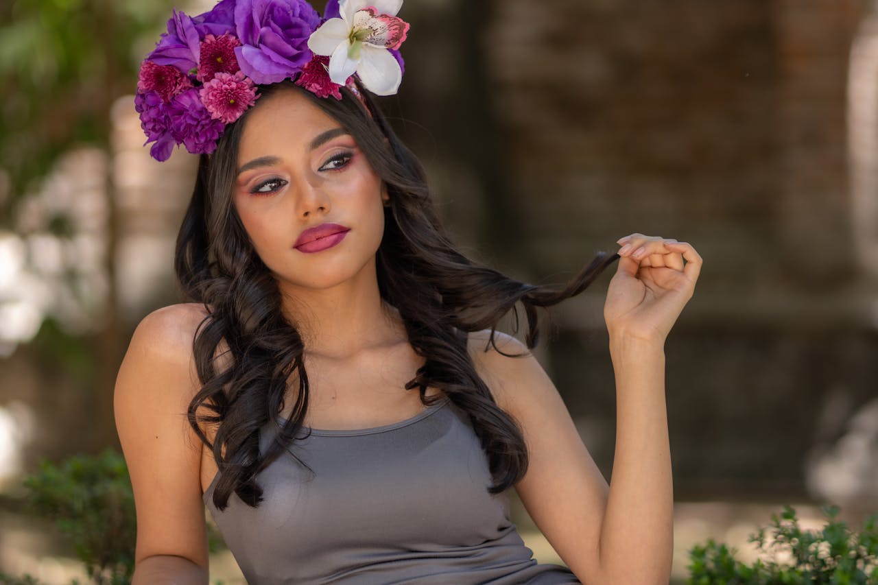 Summer Makeup Melting Before Lunch? What Makeup Artists Change First - LUNA London