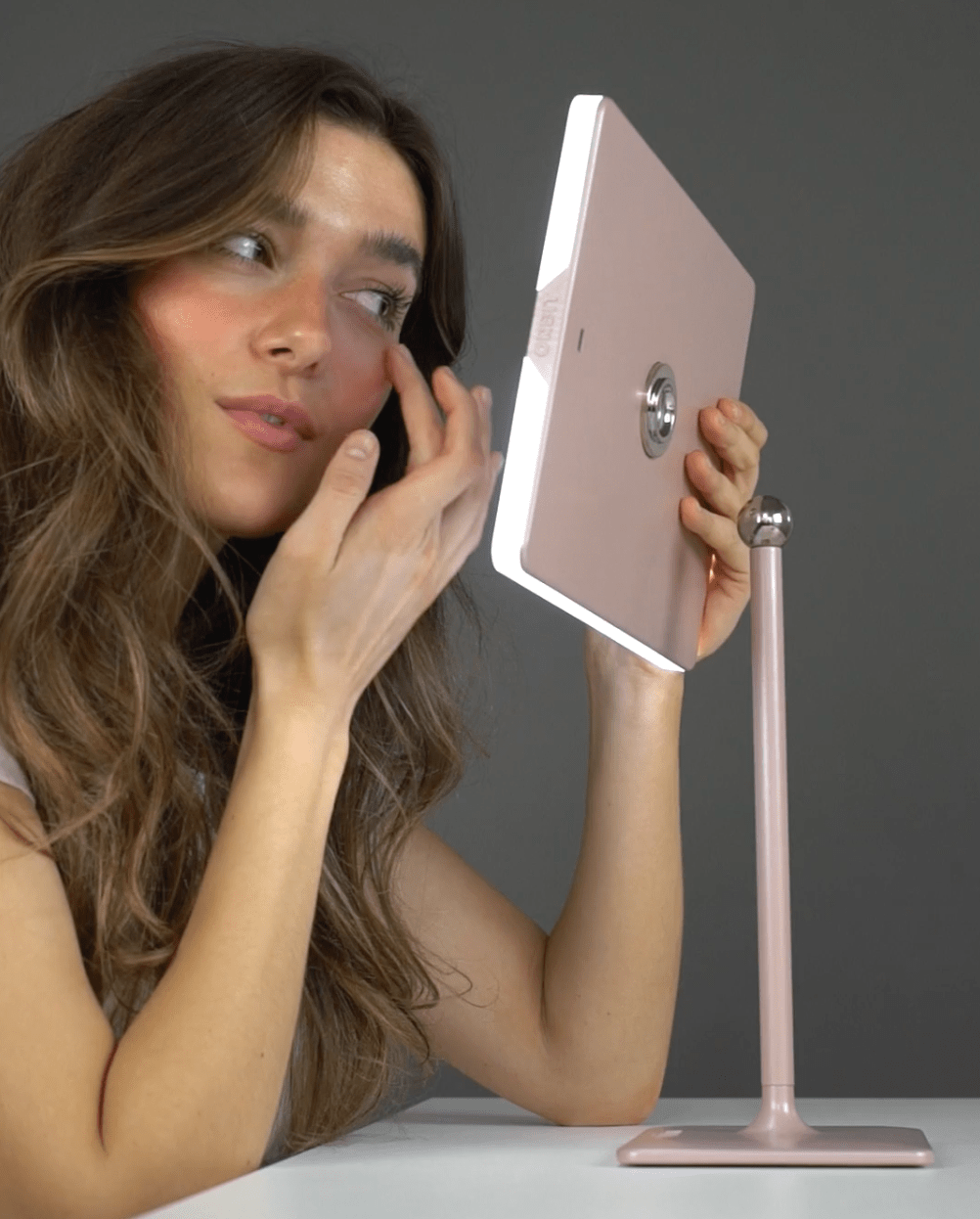 The Hydration-Skin Connection: Science-Backed Tips for Radiant Complexion - LUNA London