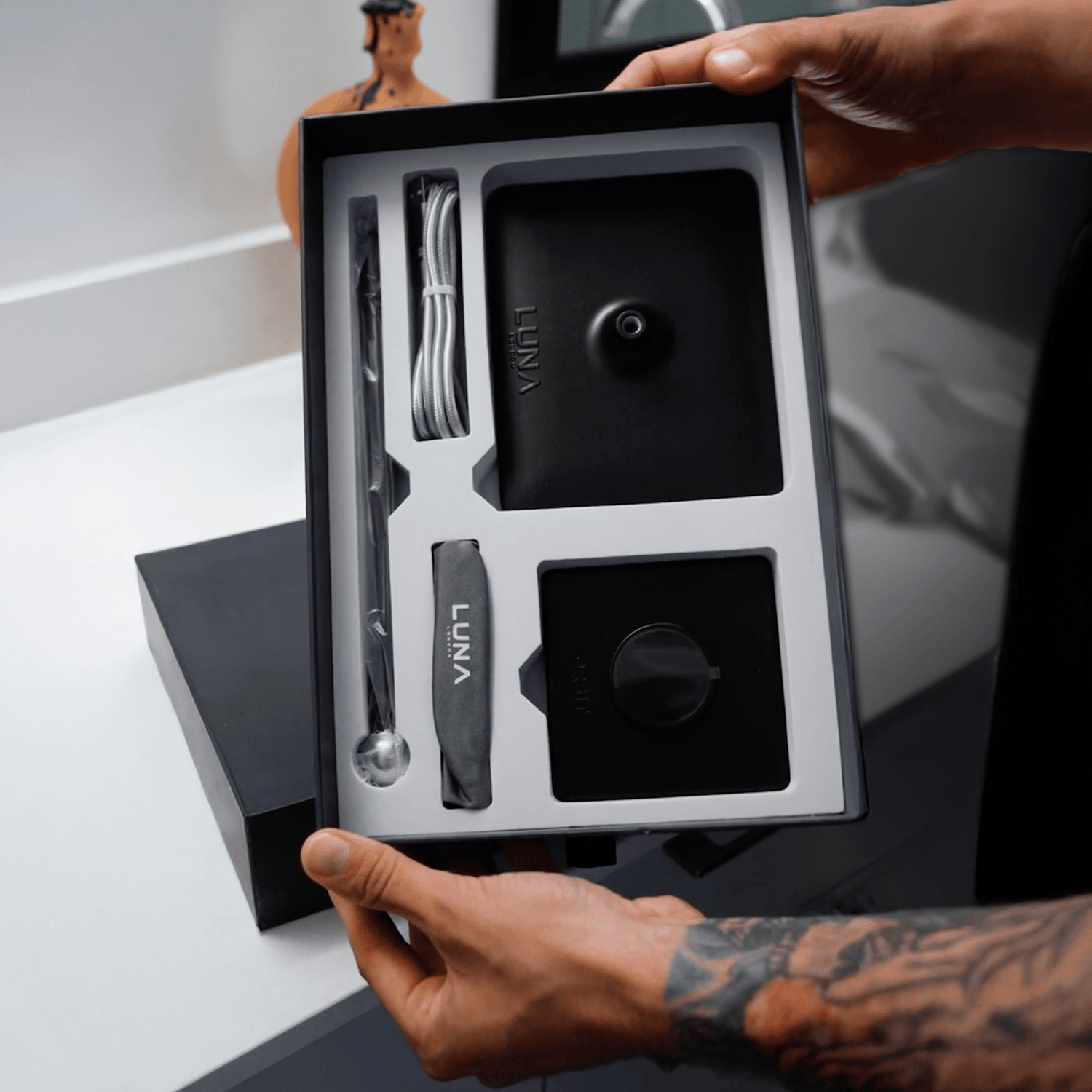 What to Pack (and What to Skip) in Your Summer Beauty Kit - LUNA London