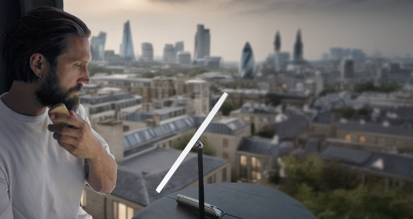 Why Your Makeup Looks Different Outside: The Indoor vs Outdoor Light Gap