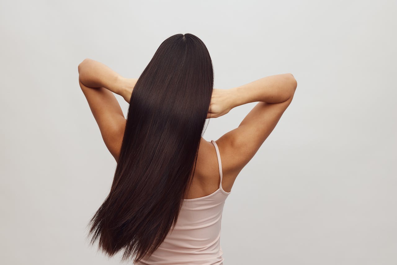 Alternative to Dry Shampoo: The Fast Oily Roots Fix Beauty Experts Actually Use - LUNA London
