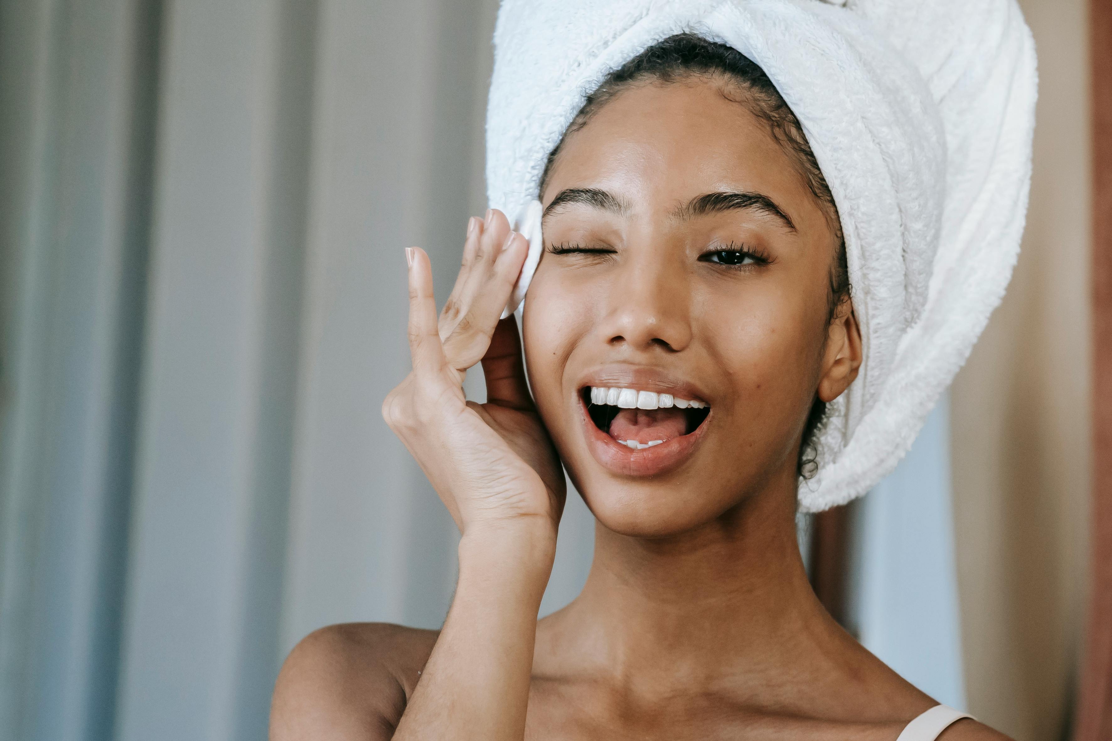 Sunday Night Beauty Routine: 15 Minutes Beauty Experts Use Before Monday - LUNA London